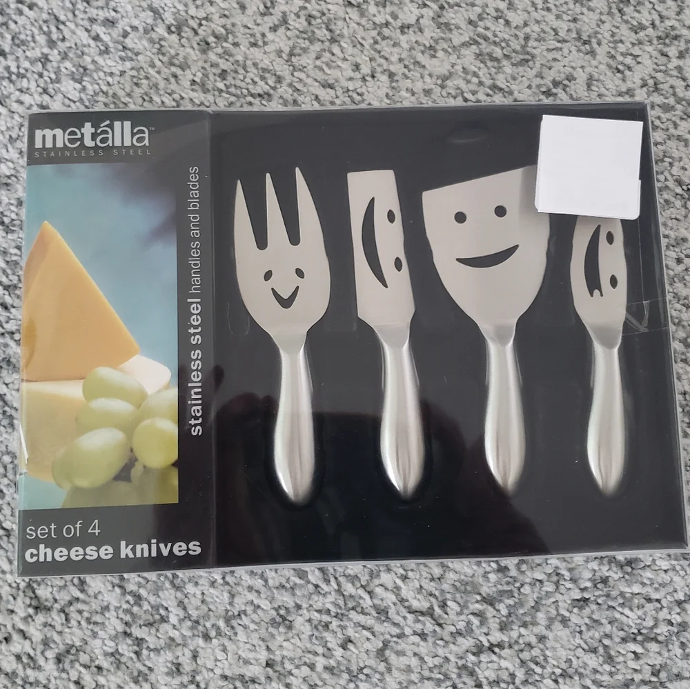 Cheese Knives Set Of 4 Metalla Stainless Steel blades